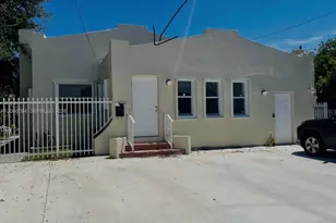 1870 NW 5th St, Miami, FL 33125 - Photo 2