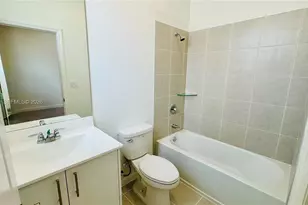 2632 SE 27th Dr, Homestead, FL 33035 - Photo 22