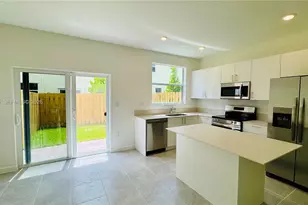 2632 SE 27th Dr, Homestead, FL 33035 - Photo 4