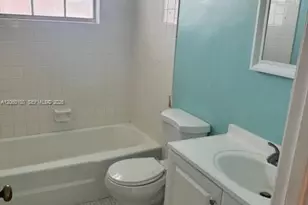 4140 NW 44th Ave, Lauderdale Lakes, FL 33319 - Photo 12