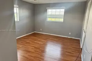 4140 NW 44th Ave, Lauderdale Lakes, FL 33319 - Photo 8