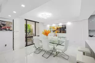 13953 Kendale Lakes Cir, Miami, FL 33183 - Photo 6