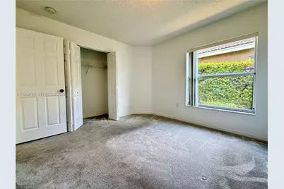 7557 SW 164th Ct, Miami, FL 33193 - Photo 12