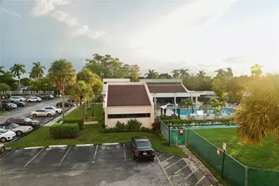 2541 Aragon Blvd #113, Sunrise, FL 33322 - Photo 14