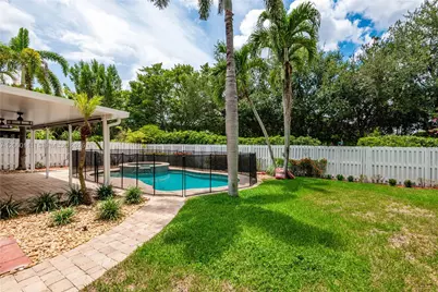 1397 Harbour Side Dr, Weston, FL 33326 - Photo 28