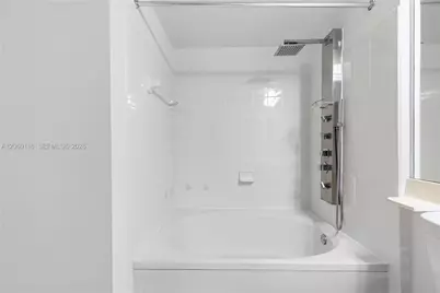 17150 N Bay Rd #2320, Sunny Isles Beach, FL 33160 - Photo 10