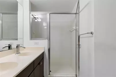 17150 N Bay Rd #2320, Sunny Isles Beach, FL 33160 - Photo 8