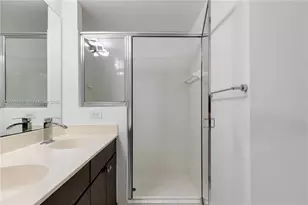 17150 N Bay Rd, Sunny Isles Beach, FL 33160 - Photo 8