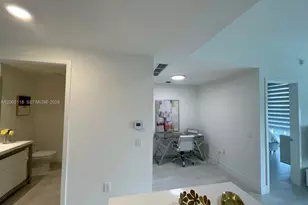 2000 Metropica Wy, Sunrise, FL 33323 - Photo 10