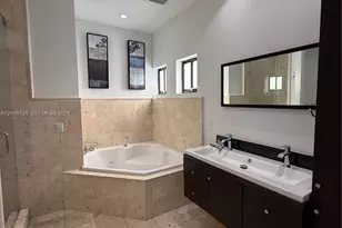 8881 SW 28th St, Miami, FL 33165 - Photo 16