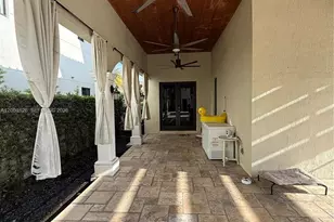 8881 SW 28th St, Miami, FL 33165 - Photo 38