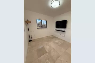 8881 SW 28th St, Miami, FL 33165 - Photo 24