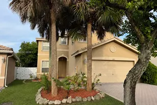 1893 SW 149th Ave, Miramar, FL 33027 - Photo 4