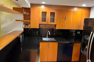 3625 N Country Club Dr, Aventura, FL 33180 - Photo 8