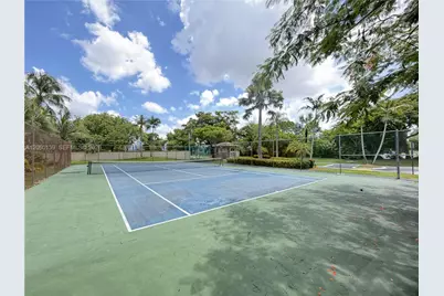 309 W Hemingway Cir, Margate, FL 33063 - Photo 50