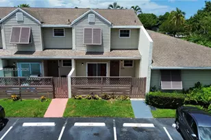 309 W Hemingway Cir, Margate, FL 33063 - Photo 10