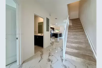 18110 SW 148th Rd, Miami, FL 33187 - Photo 2