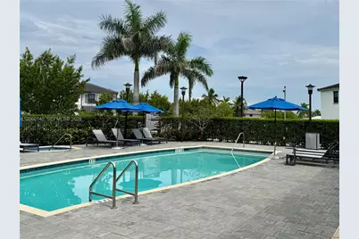 18110 SW 148th Rd, Miami, FL 33187 - Photo 18