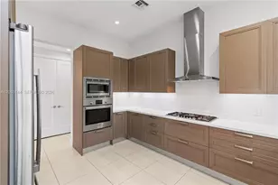 3472 Emerson Ln, Hollywood, FL 33312 - Photo 12