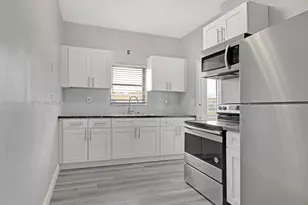 327 SW 20th St, Fort Lauderdale, FL 33315 - Photo 6