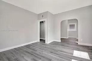 327 SW 20th St, Fort Lauderdale, FL 33315 - Photo 4