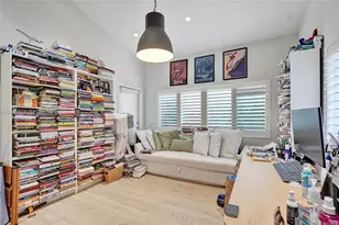 1223 NE 102nd St, Miami Shores, FL 33138 - Photo 20