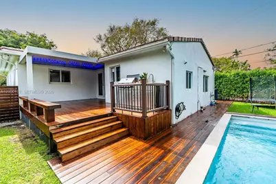 1223 NE 102nd St, Miami Shores, FL 33138 - Photo 22