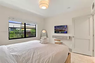 715 NE 92nd St, Miami Shores, FL 33138 - Photo 8