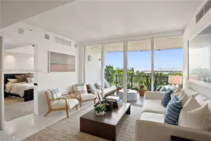 2155 Washington Ct, Miami Beach, FL 33139 - Photo 2