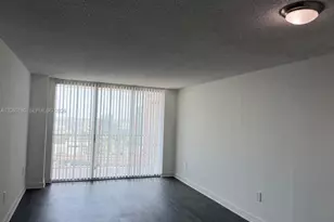 915 NW 1st Ave, Miami, FL 33136 - Photo 6
