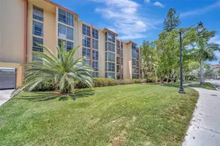 200 172nd St, Sunny Isles Beach, FL 33160 - Photo 16