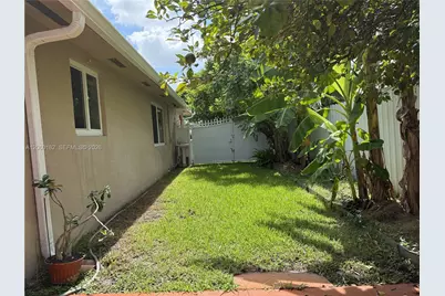 7510 W 4th Ave, Hialeah, FL 33014 - Photo 6
