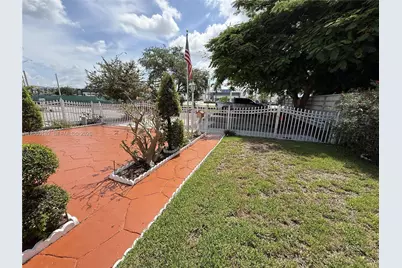 7510 W 4th Ave, Hialeah, FL 33014 - Photo 4