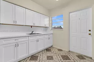 17430 NW 37th Ct, Miami Gardens, FL 33055 - Photo 10