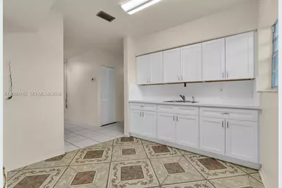 17430 NW 37th Ct, Miami Gardens, FL 33055 - Photo 8