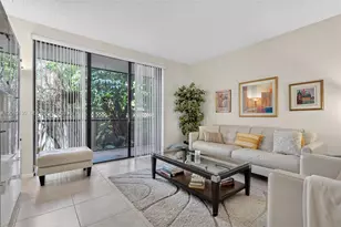 900 NE 195th St, Miami, FL 33179 - Photo 6