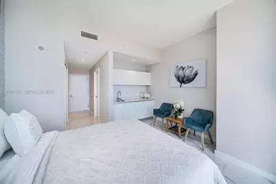 851 NE 1st Ave #2911, Miami, FL 33132 - Photo 32
