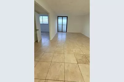 5050 NW 7th Street #PH6, Miami, FL 33126 - Photo 2