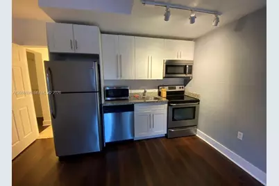 274 NW 32nd St #1, Miami, FL 33127 - Photo 2