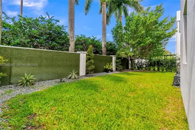 9730 NW 74th Ter, Doral, FL 33178 - Photo 56