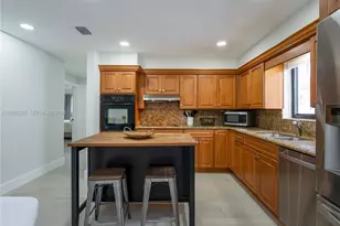 510 SE 3rd Ave, Dania Beach, FL 33004 - Photo 12