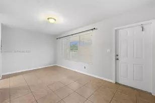 13 S Royal Poinciana Blvd, Miami Springs, FL 33166 - Photo 10