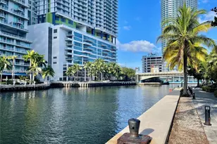 90 SW 3rd St, Miami, FL 33130 - Photo 16
