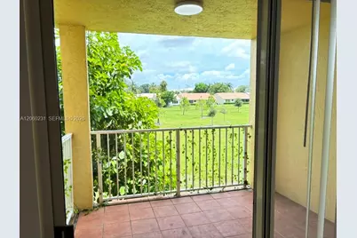 6292 La Costa Dr #H, Boca Raton, FL 33433 - Photo 4