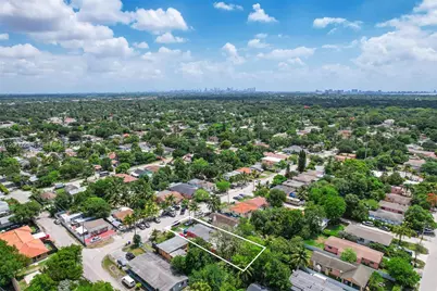 578 NW 97th St, Miami, FL 33150 - Photo 64