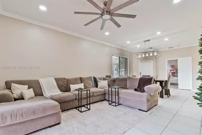 3044 La Mirage Dr, Lauderhill, FL 33319 - Photo 6