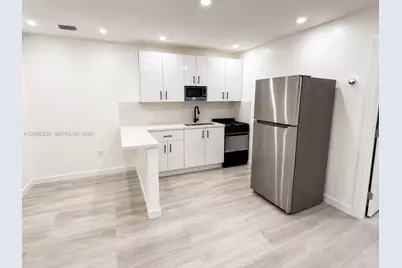 1373 W 43rd Pl #2, Hialeah, FL 33012 - Photo 2