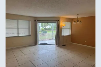 2619 SE 21st Ct #104-B, Homestead, FL 33035 - Photo 2