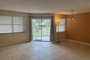 2619 SE 21st Ct, Homestead, FL 33035 - Photo 2