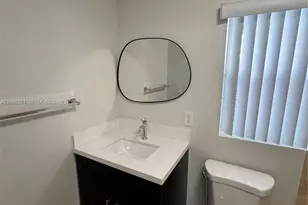 2311 NW 15th St, Miami, FL 33125 - Photo 6